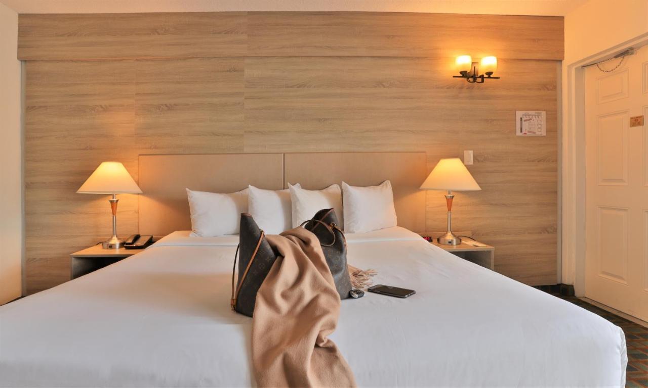 Galt Villas Hotel Fort Lauderdale Bagian luar foto