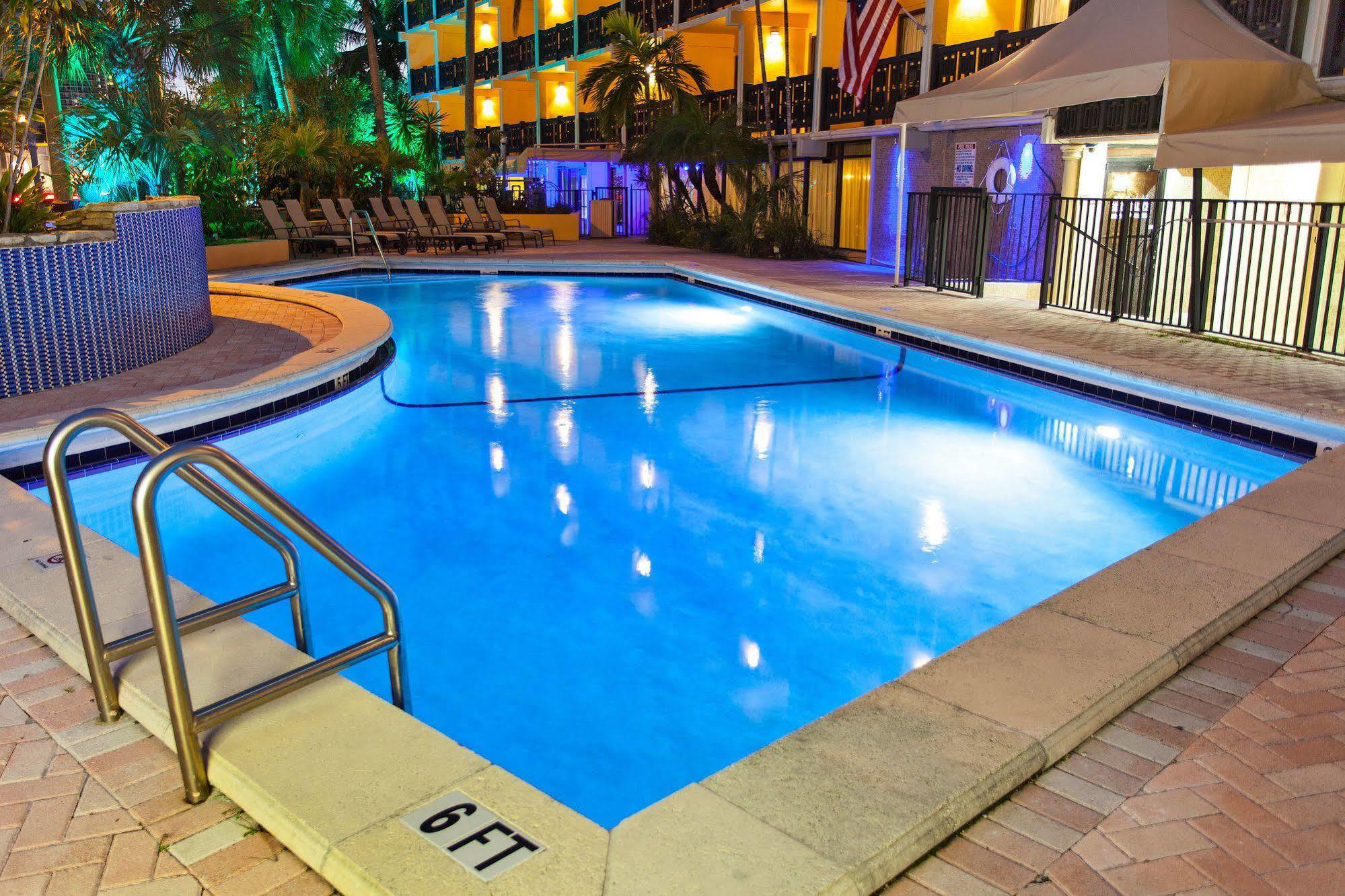Galt Villas Hotel Fort Lauderdale Bagian luar foto